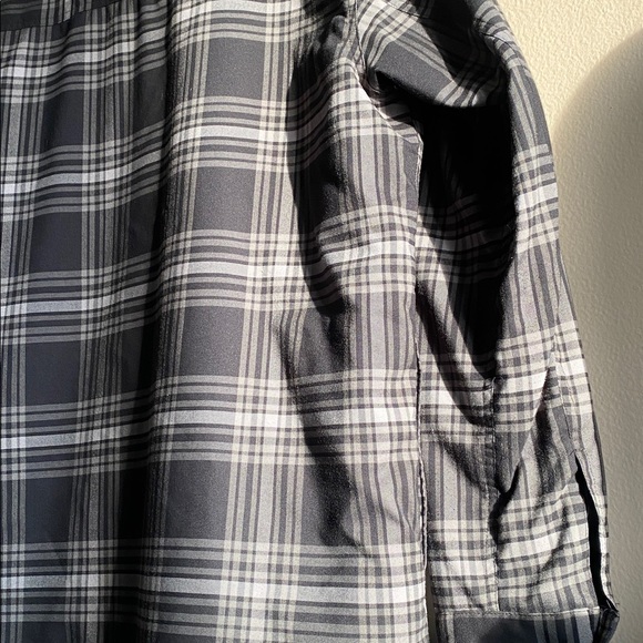 Mountain Hardwear Button-Up Sherpa Lined Shacket Flannel size M - Picture 6 of 7